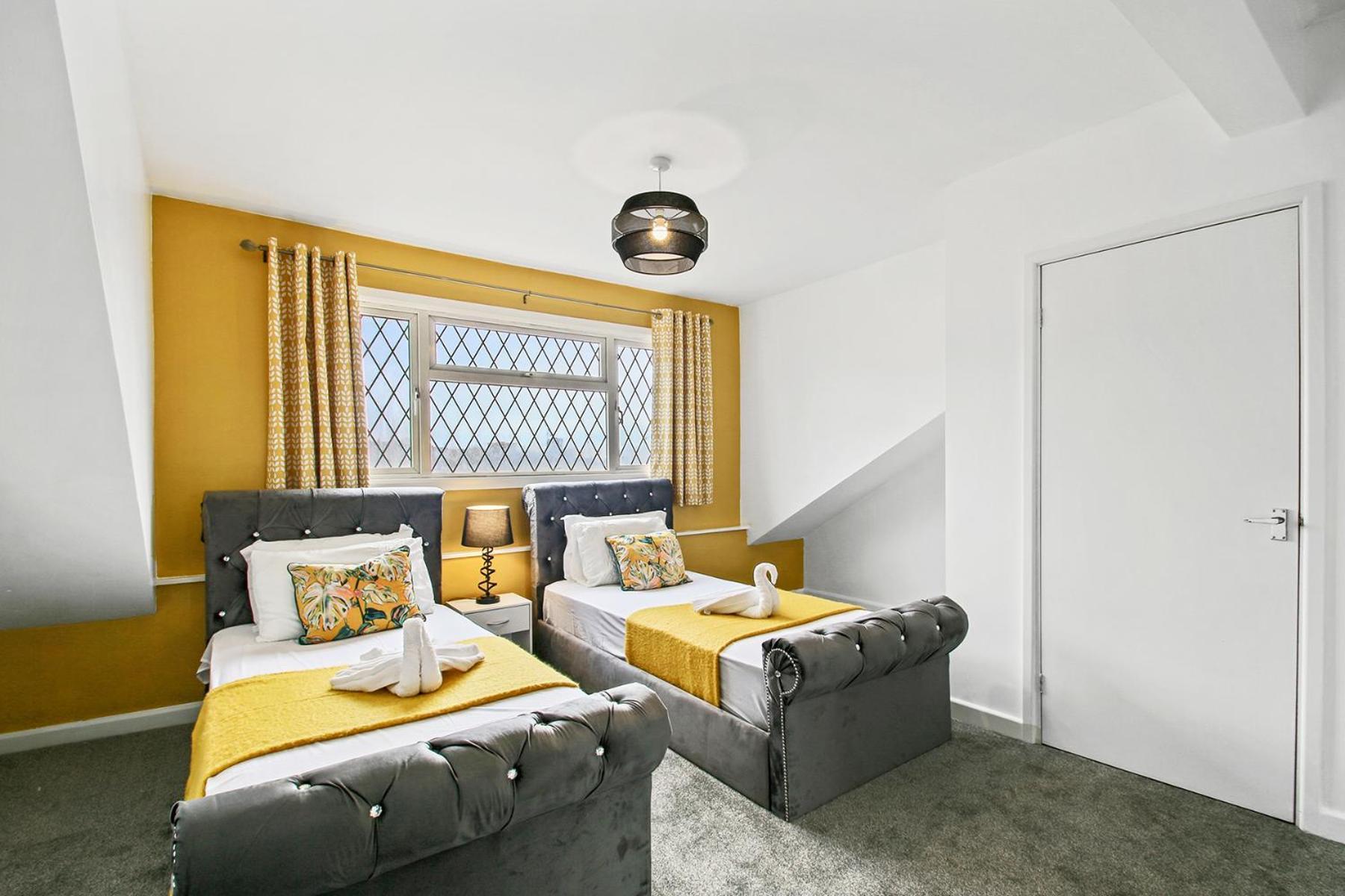 Home In Woodhouse, Leeds Leeds  Buitenkant foto
